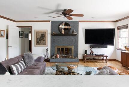 Refined Hill Country Retreat on 30 Acres - Driftwood, Texas