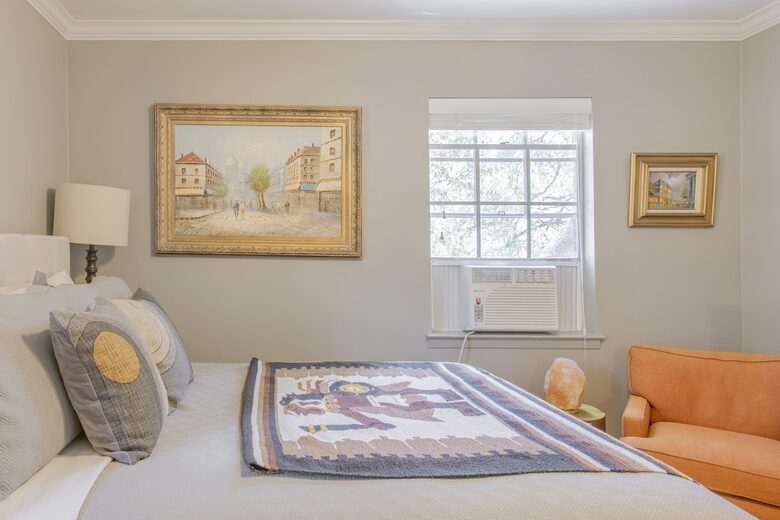Refined Hill Country Retreat on 30 Acres - Driftwood, Texas