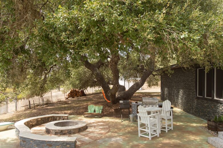 Refined Hill Country Retreat on 30 Acres - Driftwood, Texas