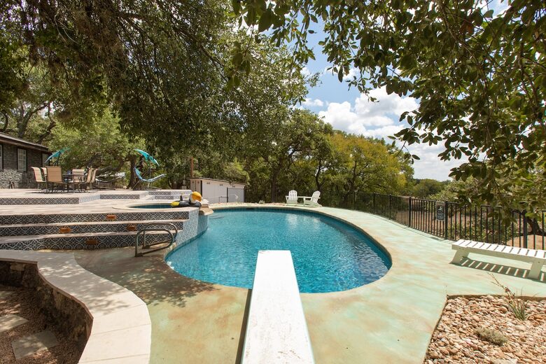 Refined Hill Country Retreat on 30 Acres - Driftwood, Texas