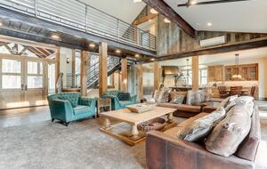 Modern Mountain Escape with Luxe Indoor-Outdoor Living - Bend, Oregon