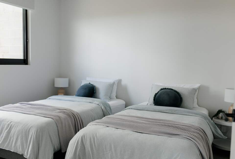 Architectural Elegance with Coastal Views - San Remo, Australia