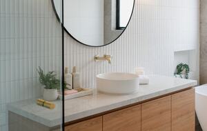 Architectural Elegance with Coastal Views - San Remo, Australia