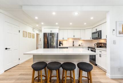 Serene Stay Steps from Maui Shores - Kihei, Hawaii