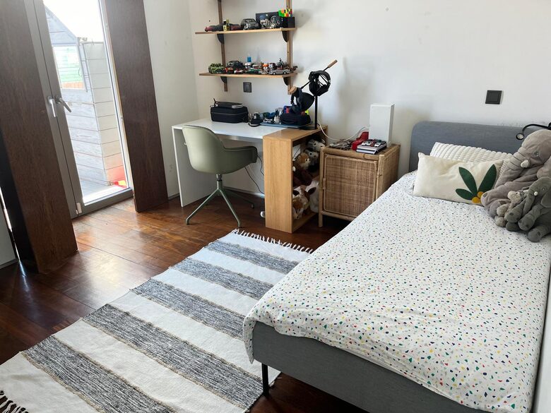 Skyline Serenity | A Contemporary Porto Townhouse - Porto, Portugal