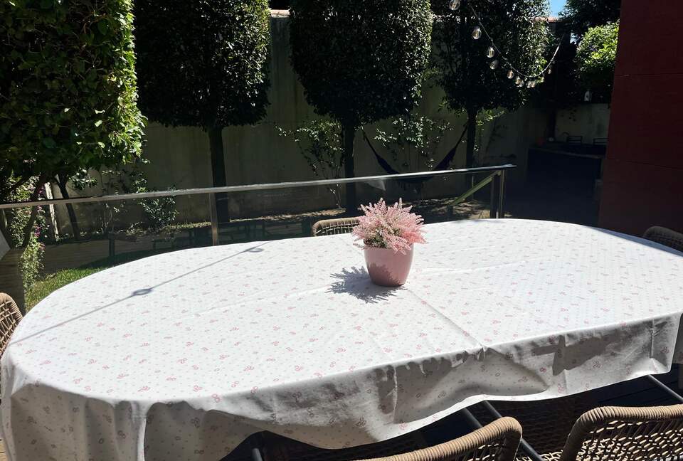 Skyline Serenity | A Contemporary Porto Townhouse - Porto, Portugal