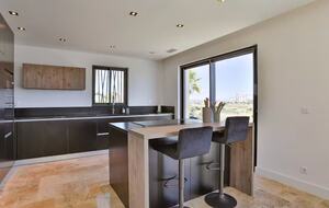 Algarve Waterfront Villa with pool - Faro, Portugal