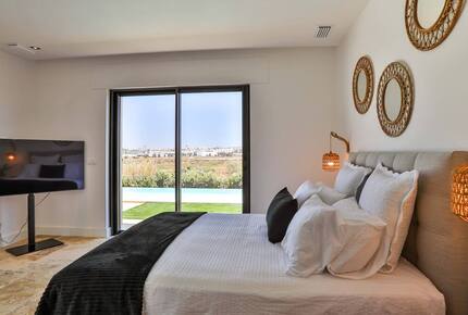 Algarve Waterfront Villa with pool - Faro, Portugal