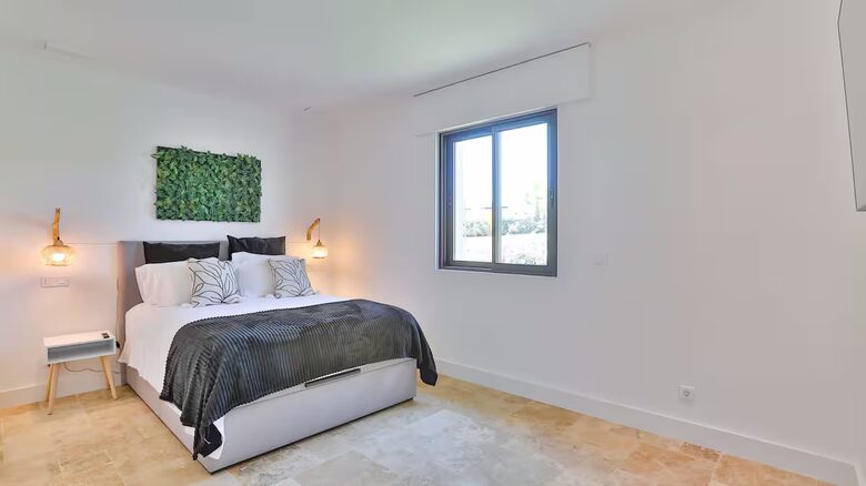 Algarve Waterfront Villa with pool - Faro, Portugal