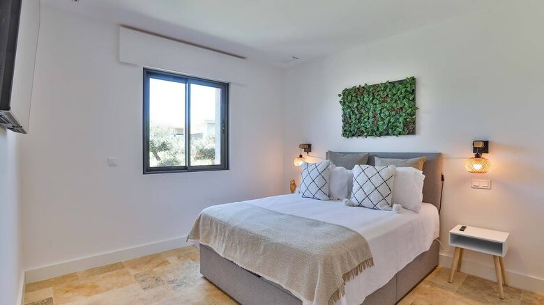 Algarve Waterfront Villa with pool - Faro, Portugal