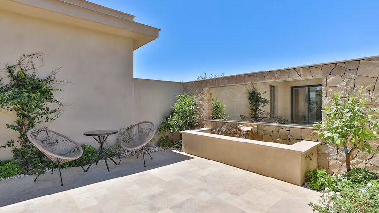 Algarve Waterfront Villa with pool - Faro, Portugal