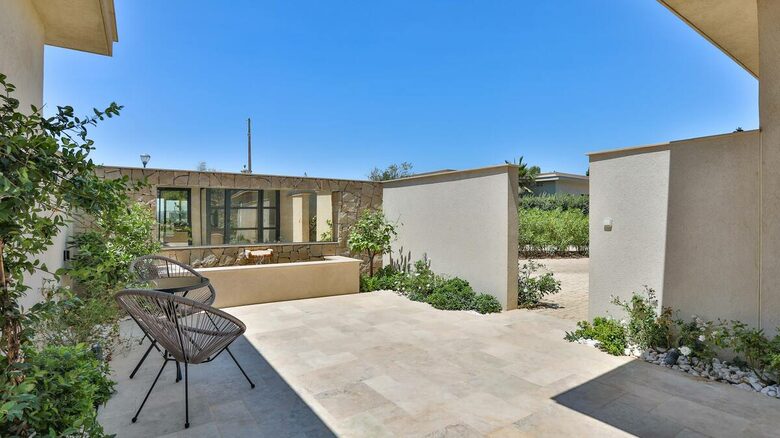 Algarve Waterfront Villa with pool - Faro, Portugal