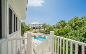 Tranquil Retreat with Private Pool - Eastpoint, Florida