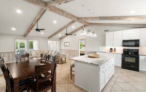 Tranquil Retreat with Private Pool - Eastpoint, Florida