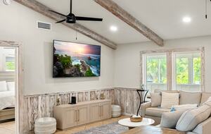 Tranquil Retreat with Private Pool - Eastpoint, Florida