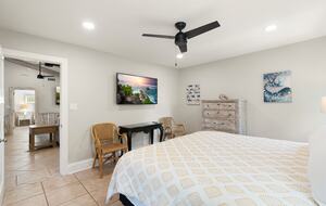 Tranquil Retreat with Private Pool - Eastpoint, Florida