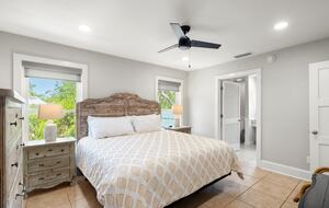 Tranquil Retreat with Private Pool - Eastpoint, Florida