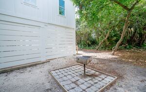 Tranquil Retreat with Private Pool - Eastpoint, Florida