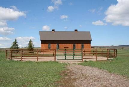 Luxury Log Ranch with Hot Tub, Sauna & Horse Facilities near Steamboat - Steamboat Springs, Colorado