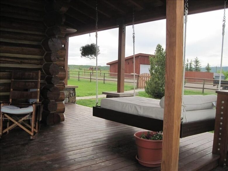Luxury Log Ranch with Hot Tub, Sauna & Horse Facilities near Steamboat - Steamboat Springs, Colorado