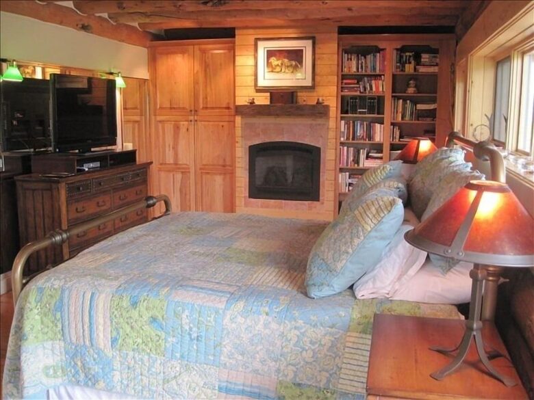 Luxury Log Ranch with Hot Tub, Sauna & Horse Facilities near Steamboat - Steamboat Springs, Colorado