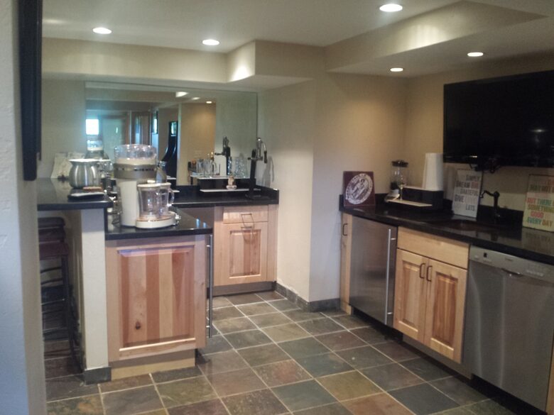 Luxury Log Ranch with Hot Tub, Sauna & Horse Facilities near Steamboat - Steamboat Springs, Colorado