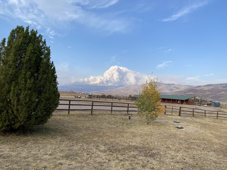 Luxury Log Ranch with Hot Tub, Sauna & Horse Facilities near Steamboat - Steamboat Springs, Colorado