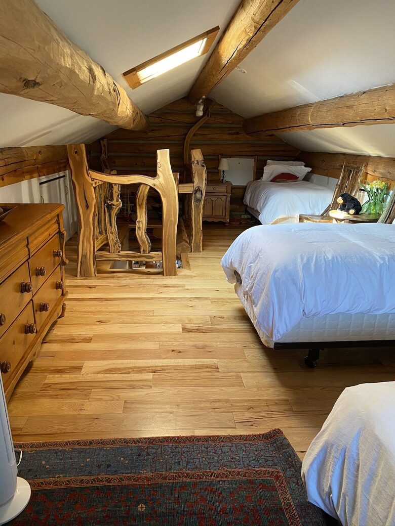 Luxury Log Ranch with Hot Tub, Sauna & Horse Facilities near Steamboat - Steamboat Springs, Colorado