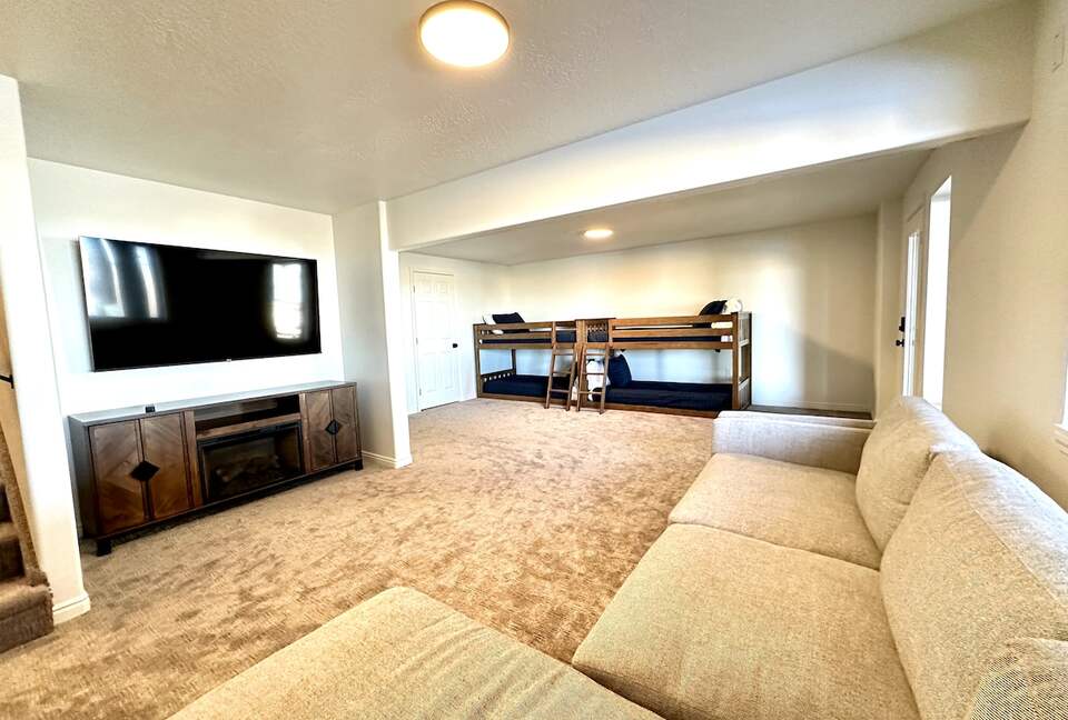 Refined Retreat at Bear Lake’s Sweetwater Golf Course - Garden City, Utah