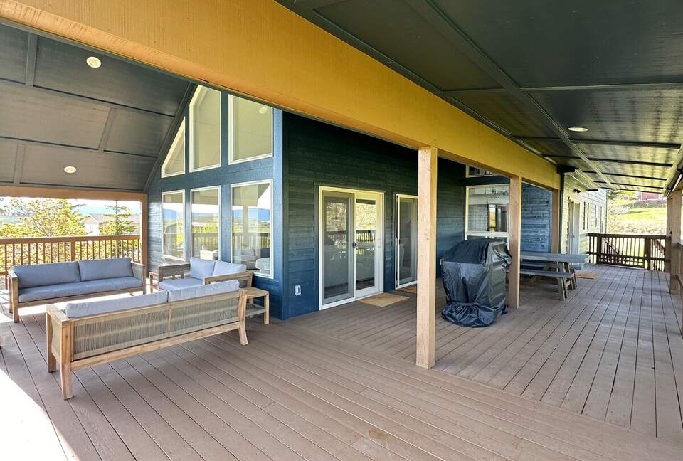 Refined Retreat at Bear Lake’s Sweetwater Golf Course - Garden City, Utah