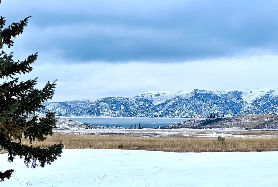 Refined Retreat at Bear Lake’s Sweetwater Golf Course - Garden City, Utah