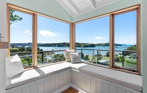 Matakana Haven with Panoramic Sea Views - Matakana, New Zealand