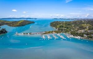 Matakana Haven with Panoramic Sea Views - Matakana, New Zealand