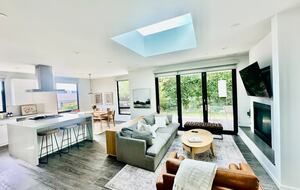 Timeless Elegance by the Sea in Olde Del Mar - Del Mar, California