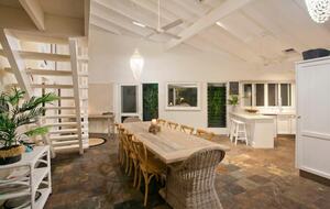 Hidden Gem at the Edge of Noosa National Park - Sunshine Coast, Australia