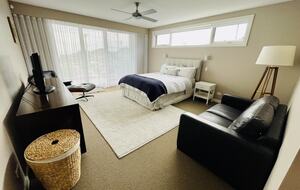 Elevated Coastal Luxury with Private Pool & Views - Avoca Beach, Australia