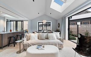 Modern Alpine Escape with Designer Finishes - Arrowtown, New Zealand