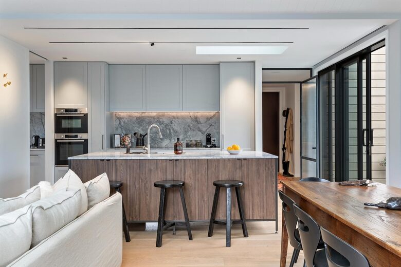 Modern Alpine Escape with Designer Finishes - Arrowtown, New Zealand