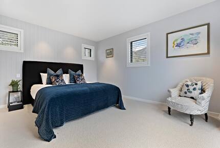 Modern Alpine Escape with Designer Finishes - Arrowtown, New Zealand