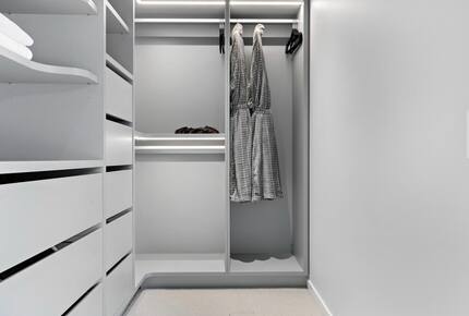 Modern Alpine Escape with Designer Finishes - Arrowtown, New Zealand