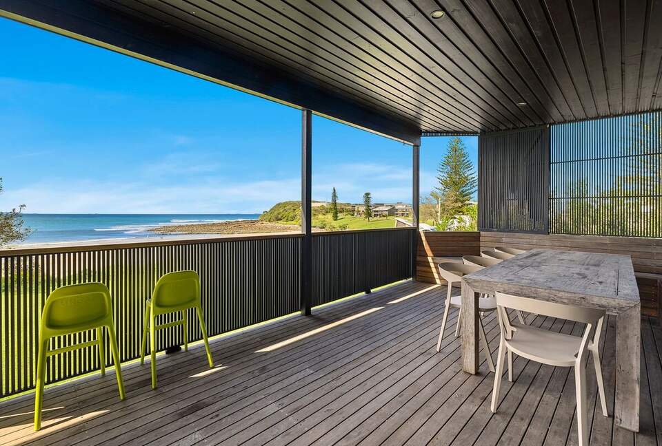 Endless Horizon | A Sophisticated Beachfront Retreat - Arrawarra Headland, Australia