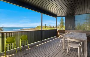Endless Horizon | A Sophisticated Beachfront Retreat - Arrawarra Headland, Australia