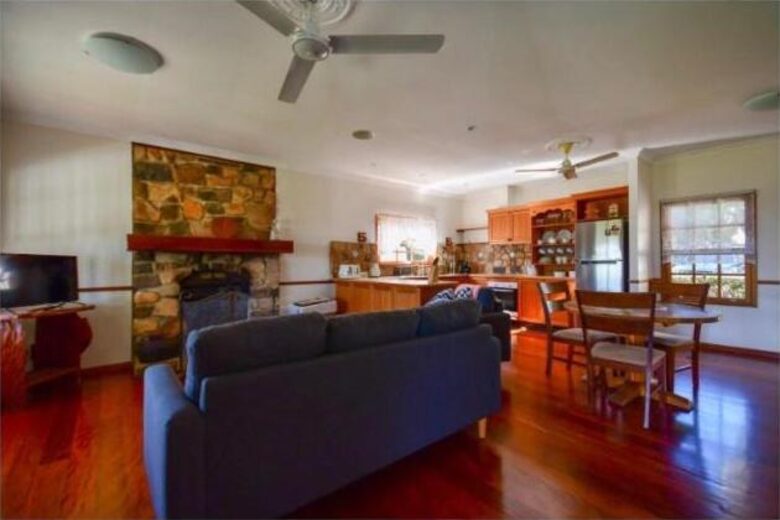 Lakeside Tranquility in Yungaburra - Yungaburra, Australia