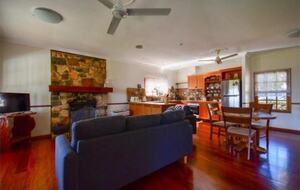 Lakeside Tranquility in Yungaburra - Yungaburra, Australia