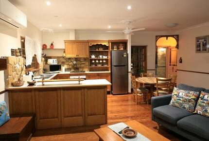 Lakeside Tranquility in Yungaburra - Yungaburra, Australia