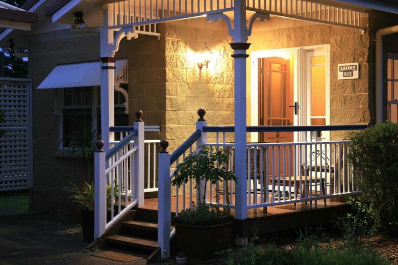 Lakeside Tranquility in Yungaburra - Yungaburra, Australia