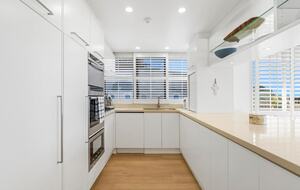 Elegant Beachfront Escape with Private Courtyard - Gold Coast, Australia