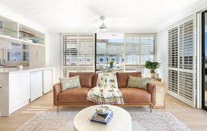 Elegant Beachfront Escape with Private Courtyard - Gold Coast, Australia