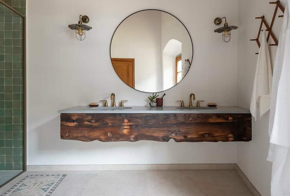 Campo Sasso Stone Farmhouse with Panoramic Chianti Valley Views - San Polo in Chianti, Italy