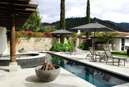 King Suite Las Mil Flores - Antigua Guatemala, Guatemala